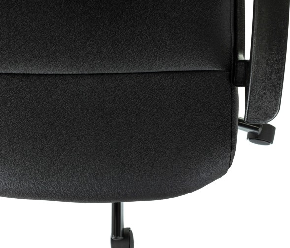 Кресло Бюрократ TRIEST